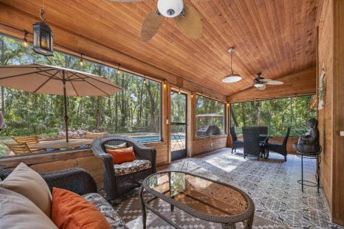 Gainesville House | The Secluded Sanctuary Zen Nature Retreat with Salt Pool, Office & Lanai