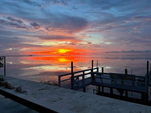 Crystal Beach House | Tidewater Retreat