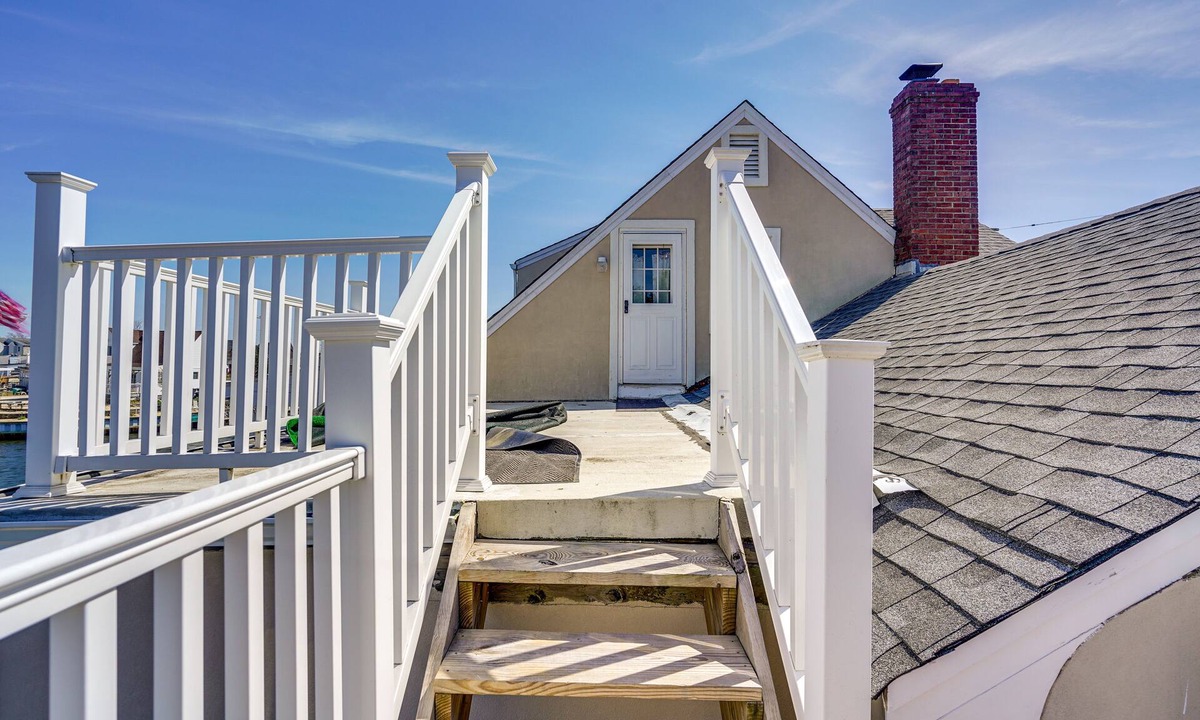 Ortley Beach Apartment | Toms River Apartment w/On-Site Canal Access!
