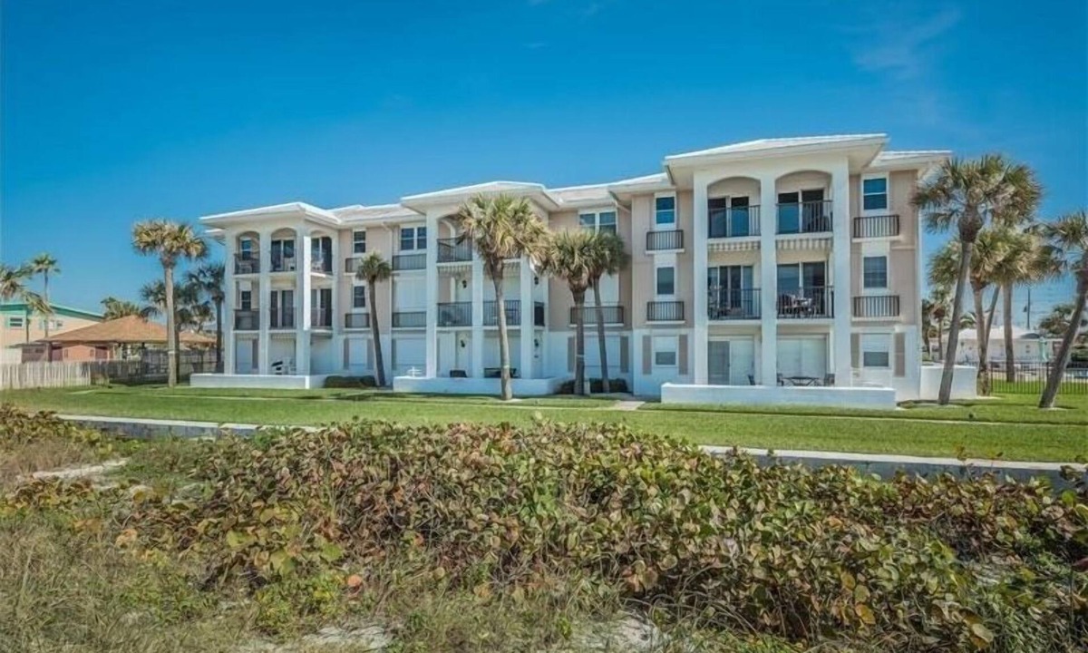 Belleair Beach Condo | Tortuga De Mar-Direct Gulf Front, Top Floor, Corner unit with Breathtaking Views & Magnificent Sunsets