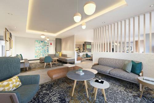 East Daytona Hotel | TownePlace Suites by Marriott Daytona Beach Oceanfront