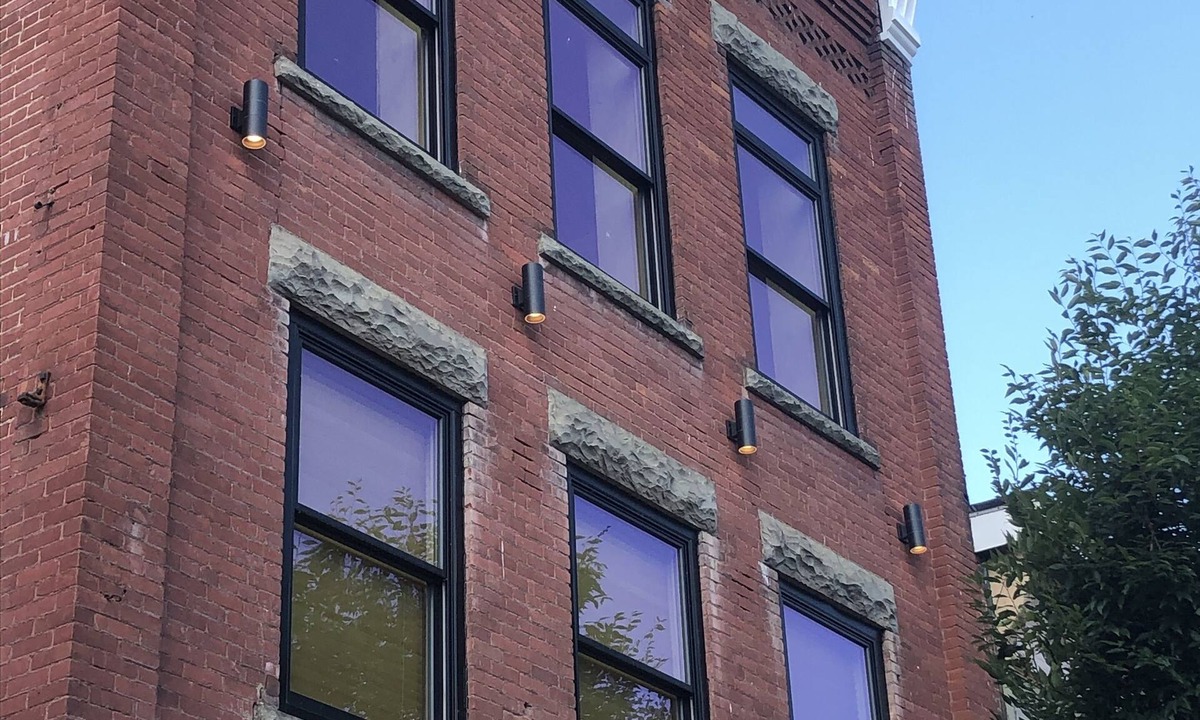 Wyalusing House | Triple Brick