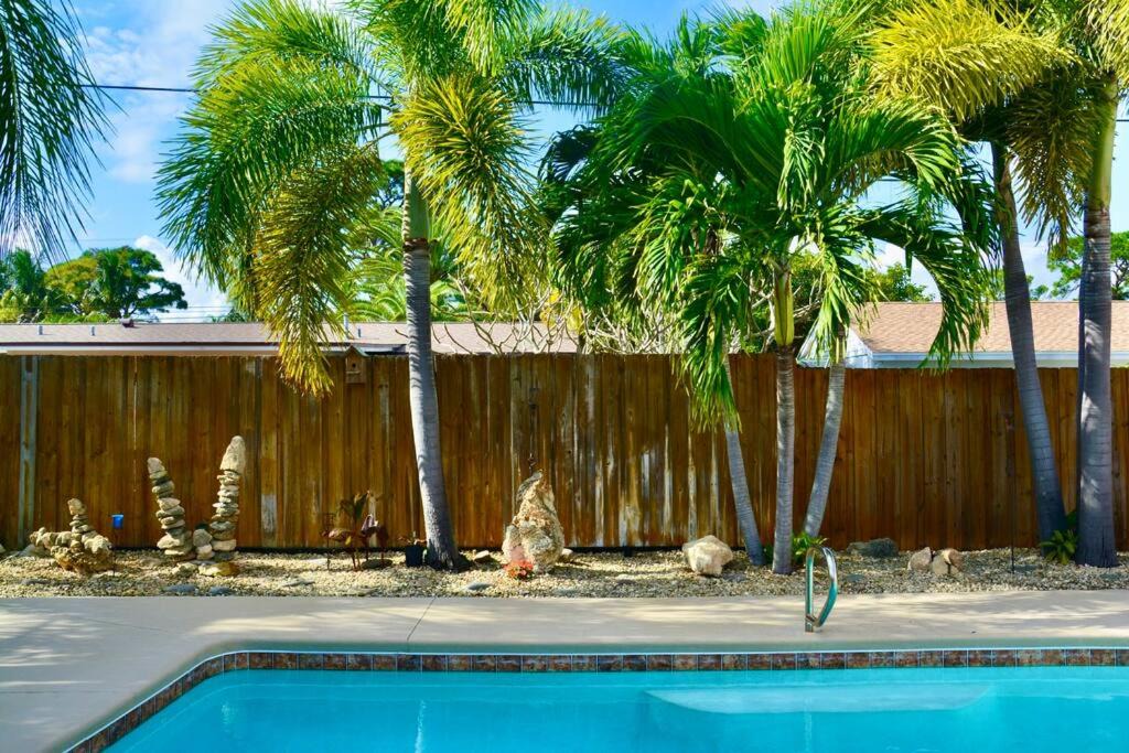 Fowlers House | Tropical Island Escape Near Disney, Beach, Cruise