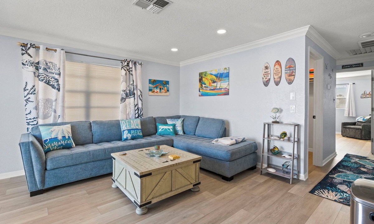Spring Hill House | Turtle Cove - Hernando Beach Waterfront, w/Kayaks & Arcade Games!