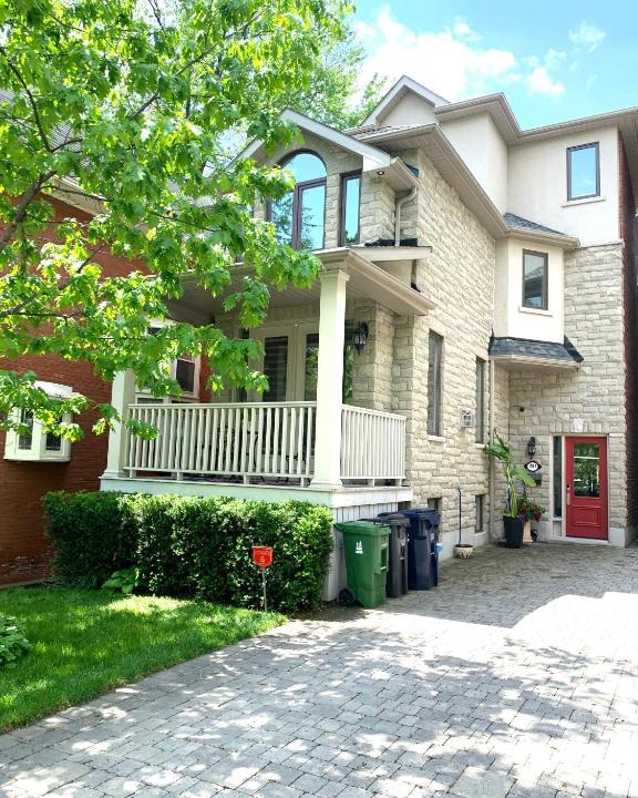 Upper Beaches House | Unique Home - Upper Toronto Beaches
