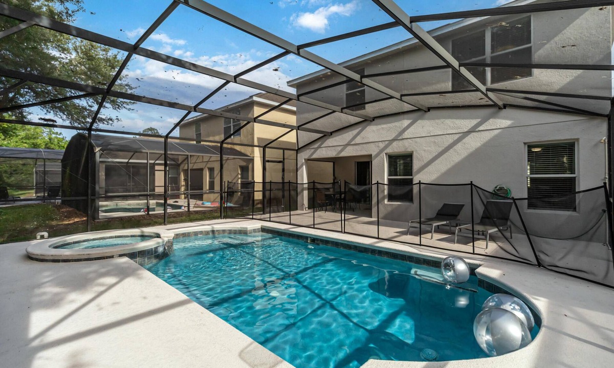 Veranda Palms House | Veranda Palm, private pool, near famous attractions!