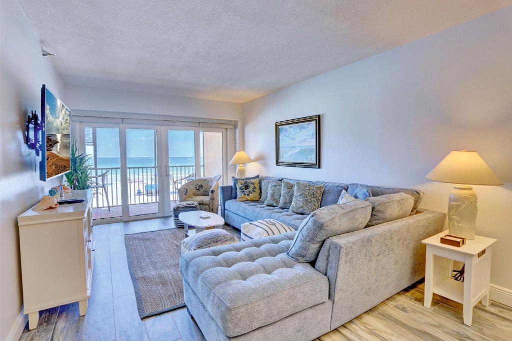 Madeira Beach House | Villa Madeira 203 - Premier