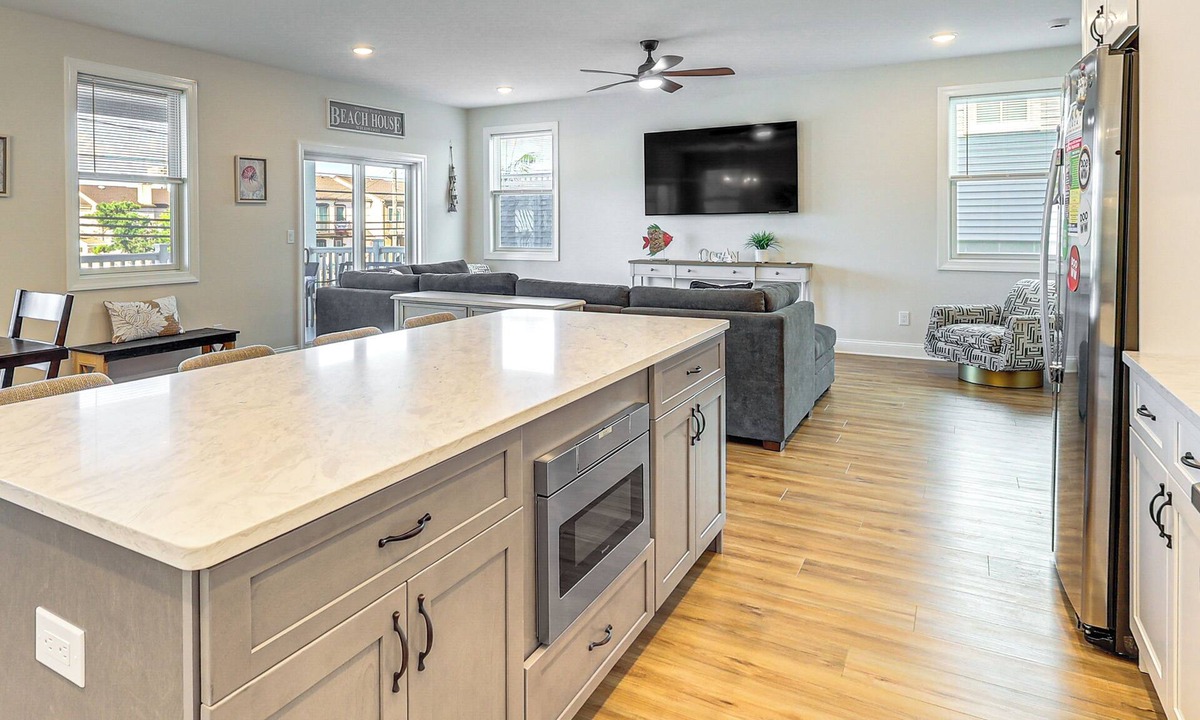 Cape May - Wildwood Apartment | Walk to Beach & Moreys Piers: Family Getaway!