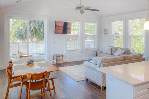 Historic Downtown Apalachicola Apartment | Waterfront apartment with lovely views in walkable location