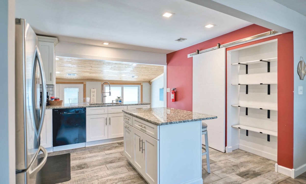 Mystic Island House | Waterfront oasis | 3BR | Game Room | Pet Friendly