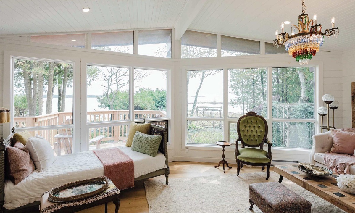 Colpoys Bay House | Waterfront Private cottage | New Reno | 9 guests