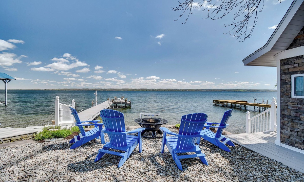Town of Varick Cottage | Waterfront Romulus Getaway w/Private Dock!