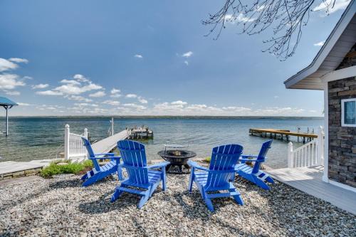 Town of Varick House | Waterfront Romulus Getaway w/Private Dock!