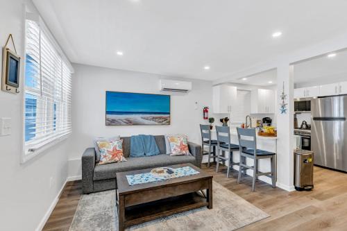Manasquan House | Welcome to Manasquan Beach - Steps to the Sand