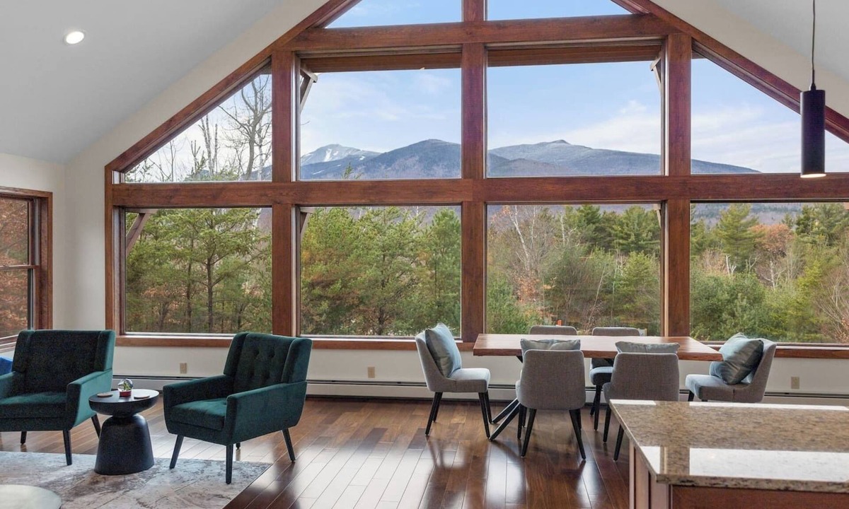 Wilmington House | Whiteface Panoramic View, Hot Tub, Gas Fireplace