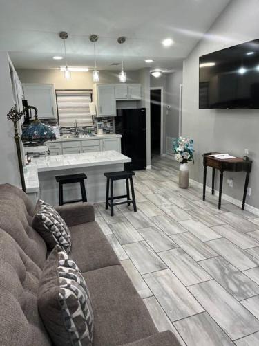 Claiborne Apartment | Willow Ridge Cove