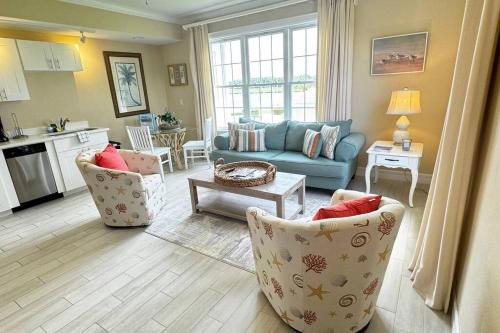 Osprey Apartment | Windsor Lodge Unit #19, studio close to beaches