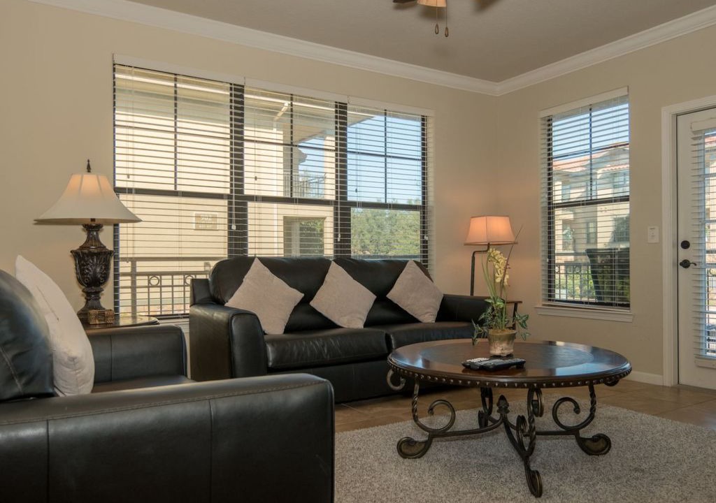 Wellington House | Within 7 miles of the Walt Disney World Resort.