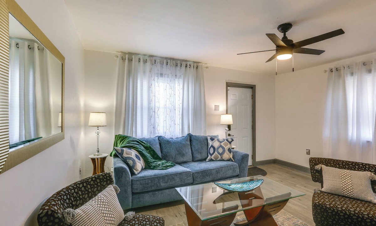 McKeesport House | Work, Relax & Explore The 'Burgh! McKeesport Home