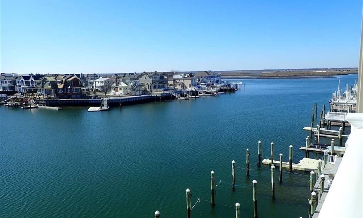 Stone Harbor Condo | You can enjoy summer in this just newly renovated 2 bedroom, 1 bath, bay front condo.