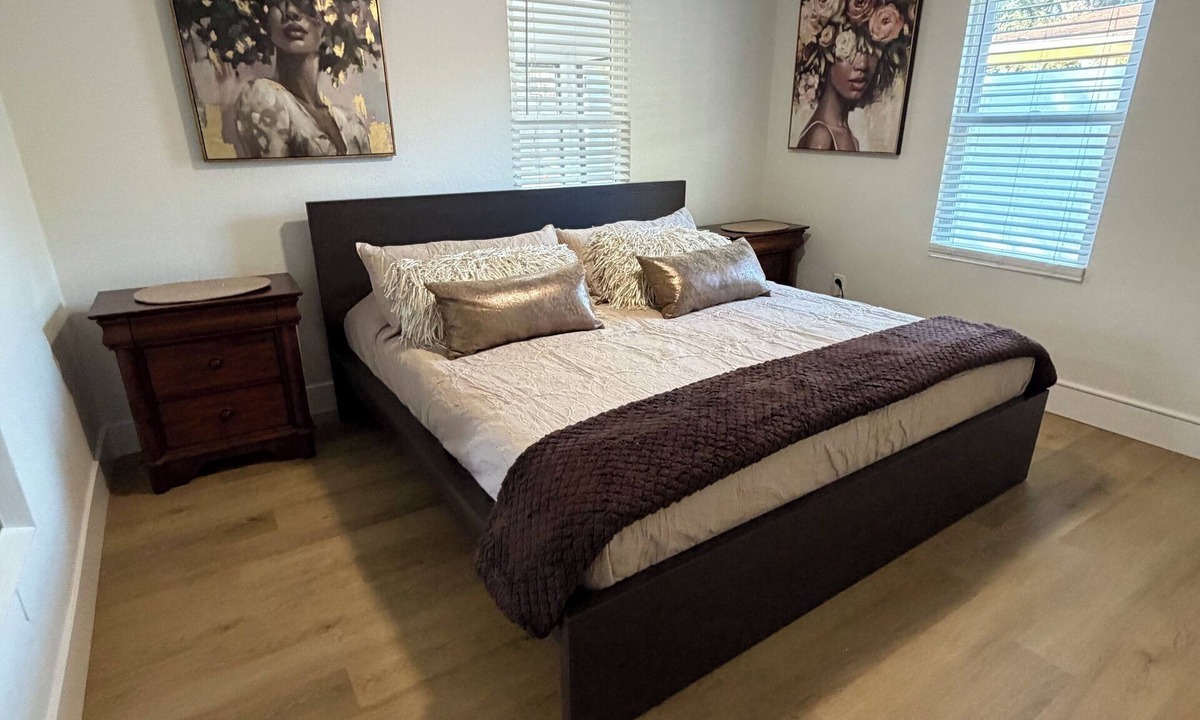 North Trail House | Your prime Sarasota Escape, Comfort, Privacy, Prime location, Relax Tonight.