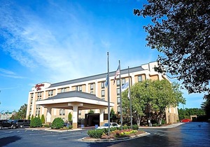 2-Star Hotel ∙ Hampton Inn Rock Hill
