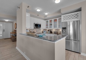 Beach Colony East 15A- 3BD/3BA Gulf front w/Beach Service & Onsite Management