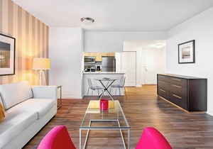 Charming Studio 20 Minutes to Midtown NYC