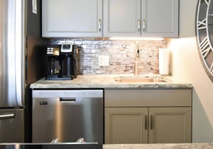 Luxury Living on the Oceanfront | Gorgeous Kitchen