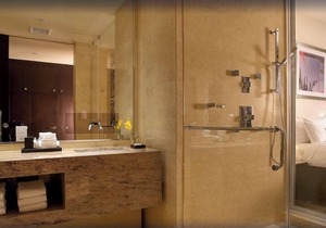 Perfect Staycation! Enjoy Our Suite w/Sleep System Adjustable Comfort Beds