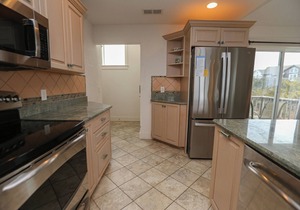 🐾 RAYS HIGH - 5 BR Oceanside home w/Private Pool & Dog Friendly