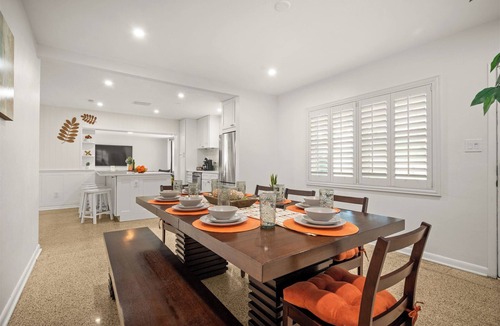 Tampa House | 1.5 mi to Bucs Stadium-Close to Airport-Arcade-Dog Friendly-2 King Beds-Fire Pit