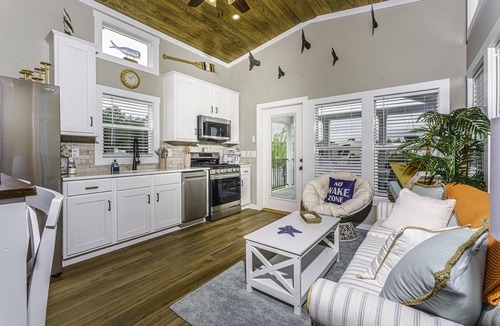Baker County Cabin | 1 Bed/1 Bath w/Loft - Pet Friendly, Sleeps 4 - 1 Bed/1 Bath w/Loft - Pet Friendly, Sleeps 4