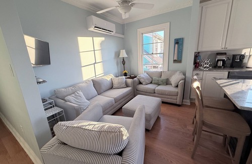Cape May Apartment | 1 Block from Cape May Beach & 10 min. walking distance to mall-3rd Floor Unit
