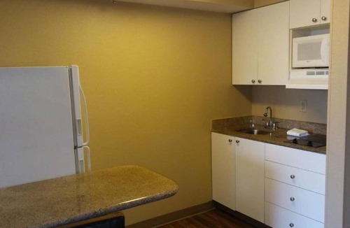 Secret Cove Apartment | 1 Full Bed | ADA/Tub/Non-Smoking/Kitchen