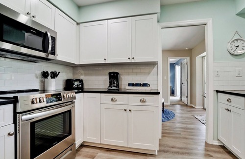 Whitfield House | 10 Beds Sleeps 14 + Private Heated Pool + Close to Beaches, IMG, Lakewood Ranch