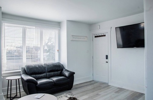 Walkerville Apartment | 1036 Assumption · Bright 3 BDRM Unit Perfect for Longer Stays
