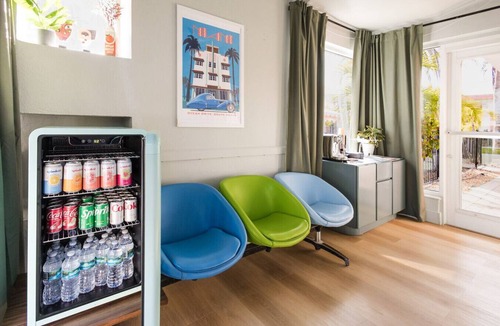 Bay Esplanade Apartment | 124 · ☀Pool✔ Kitchen✔ Beach✔ Self Checkin✔ Free Parking✔