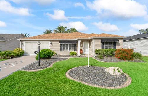 Liberty Park House | 1332 Z3A VILLAGE OF LIBERTY PARK
