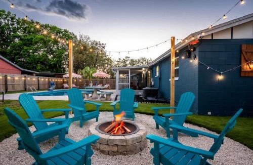Seminole House | 15 Minutes to Beach Private Pool Mini-golf FirePit