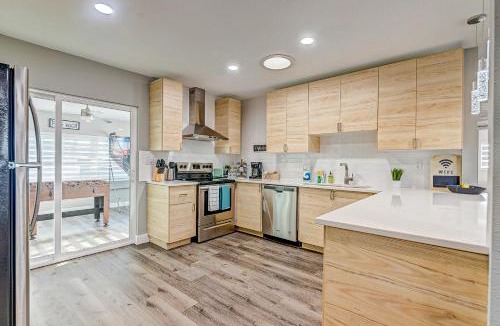Venetian Way House | 150 W Suwannee Ln