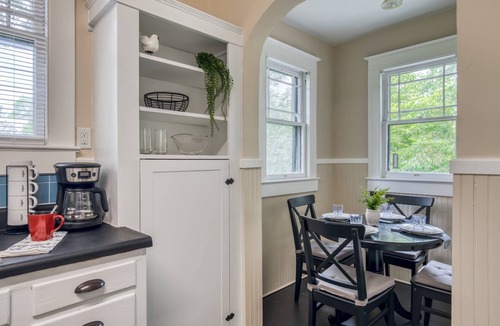 Downtown Historic District Apartment | 16 Saragossa Street B