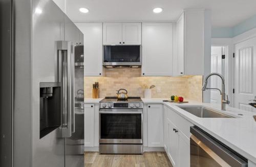 South Beach House | 1691 Bluff Villa