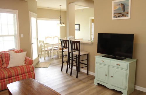 Villages of Five Points Condo | 17063 S. Brandt St. unit 4207-Village of Five Points, pet friendly condo!