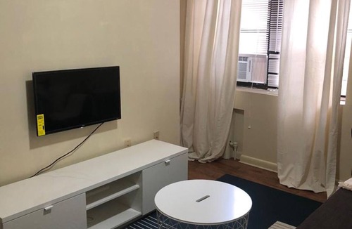 North Bergen Apartment | 1721 4J · NYC Gateaway-20min to NYC/parking available