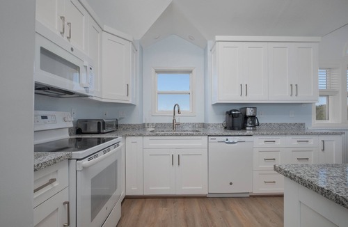 Ocean Hill House | 1745 - Beach Time - Spacious Corolla Retreat | Pool & Hot Tub