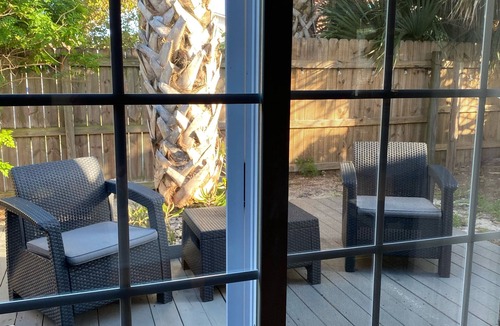 Vilano Beach Cottage | 1930's beach house