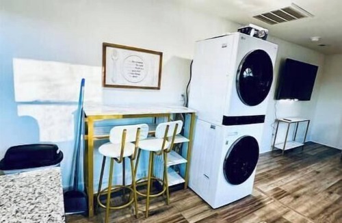 Parker Apartment | 1BR King Near Swamp Rabbit Trail