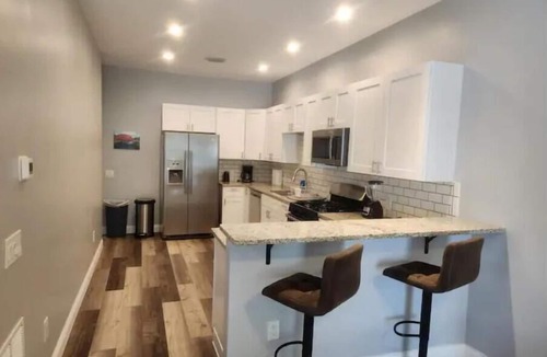Historic Uptown Apartment | 2/2 in the heart of St Pete!