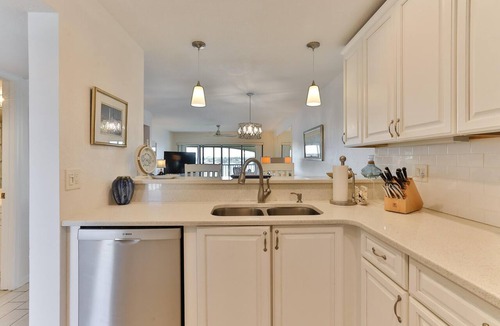 Bouchelles Island Condo | 2/2 Riverfront Condo at Bouchelle Island
